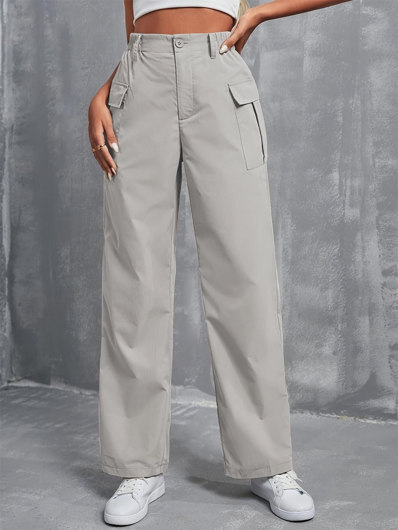 Tu Look Perfecto: Cargo Casual con Toque Sofisticado"