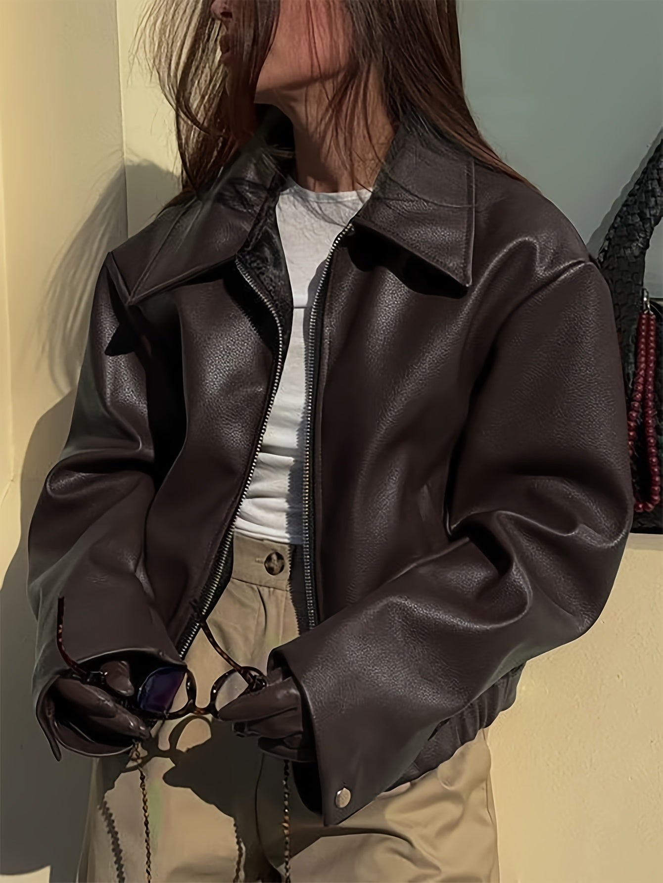 Chaqueta de Cuero Sintético Vintage – Estilo Atemporal con Actitud