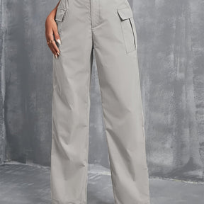 Tu Look Perfecto: Cargo Casual con Toque Sofisticado"