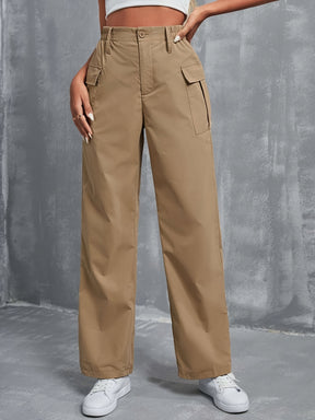 Tu Look Perfecto: Cargo Casual con Toque Sofisticado"