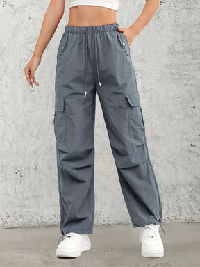 Diseño Versátil para Mujeres Activas: Pantalones Cargo Cómodos y Modernos