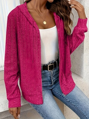 Sudadera de Punto a Rayas con Capucha – Diseño Moderno y Confort Absoluto