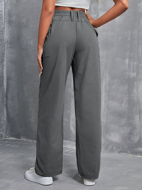Tu Look Perfecto: Cargo Casual con Toque Sofisticado"