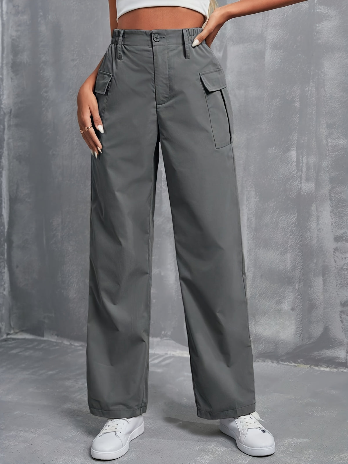 Tu Look Perfecto: Cargo Casual con Toque Sofisticado"