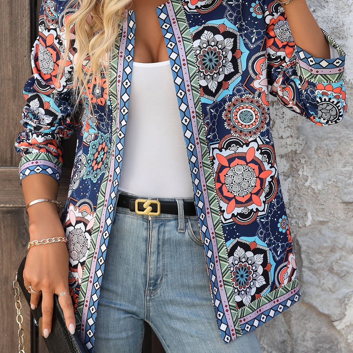 Chaqueta Floral Elegante para Mujer – Estilo Romántico con Toque Moderno