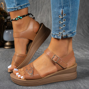 Sandalias Casuales con Plataforma y Correas Ajustables – Comodidad y Estilo para tu Día a Día